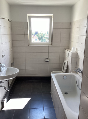 Badezimmer mit Wanne